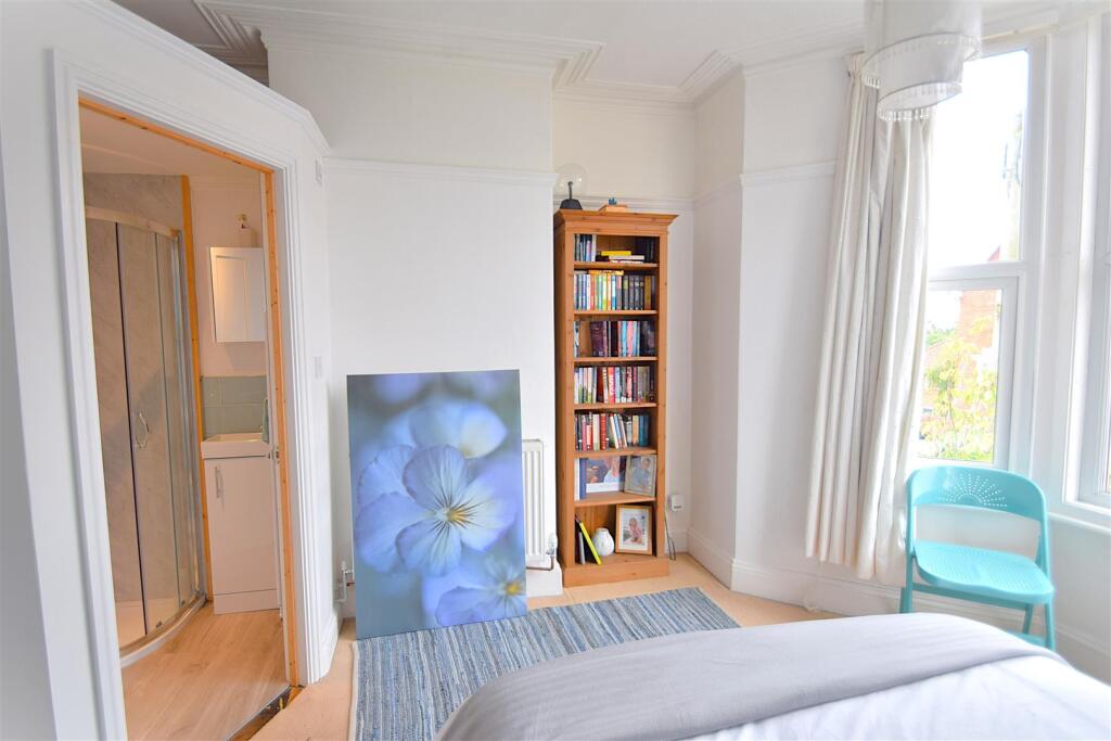 Additional image 20 of Old Barrow Hill, Shirehampton