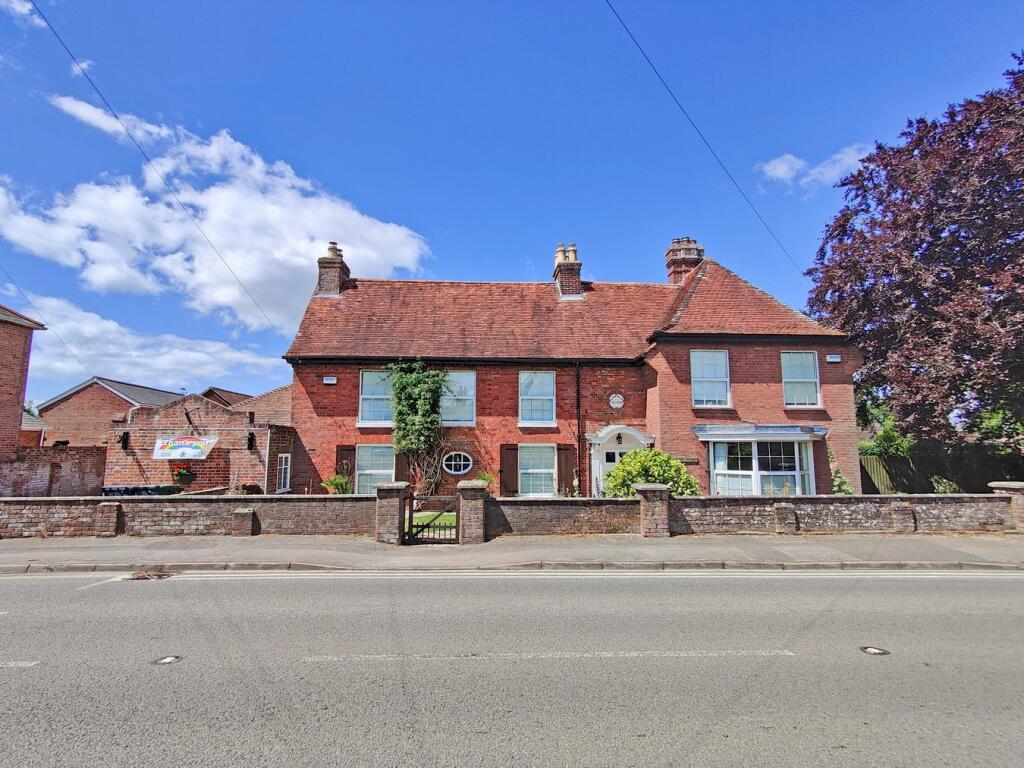 Additional image 21 of Salisbury Road, Winkton, Christchurch, BH23