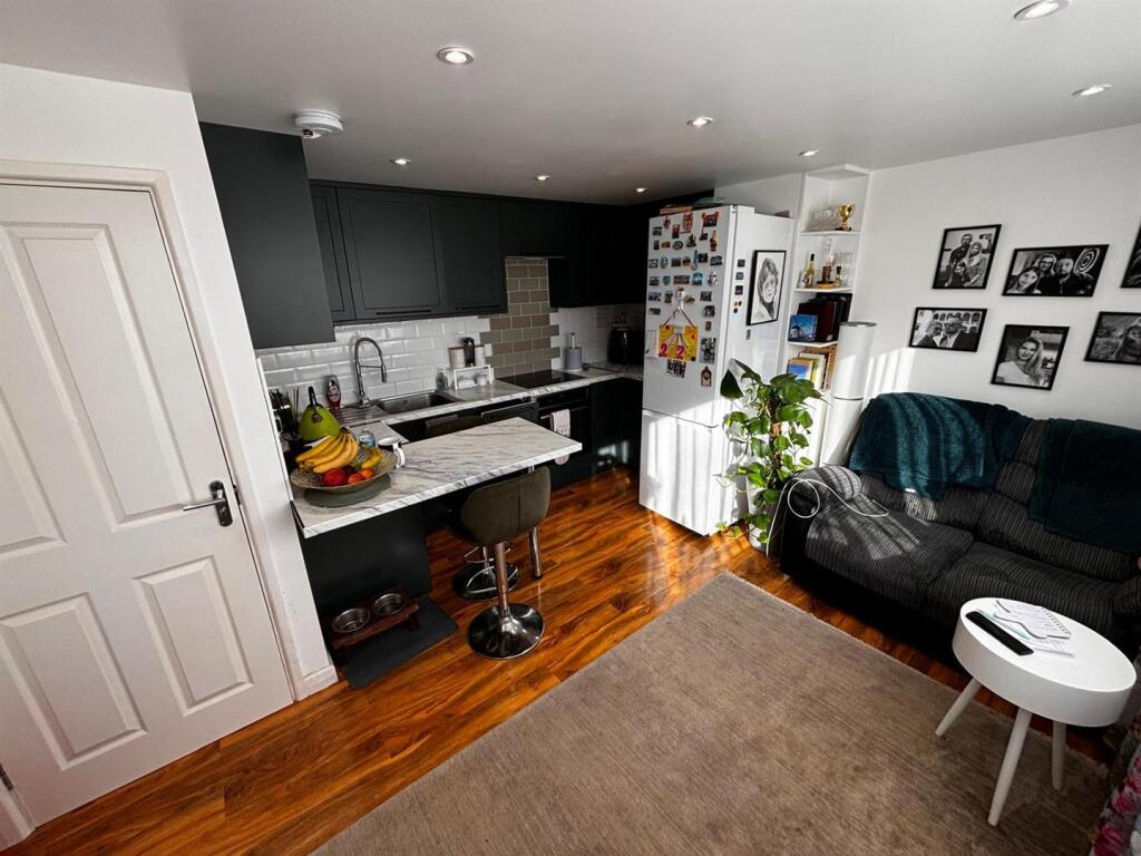 Additional image 21 of Travellers Lane, Hatfield