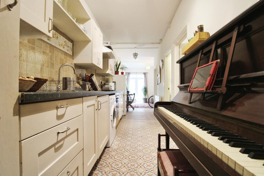 Additional image 17 of Albany Road, Cardiff