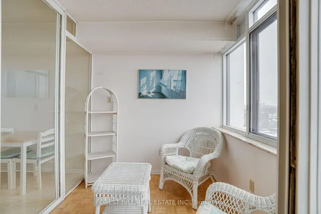 Additional image 14 of 3000 Bathurst St Unit 904