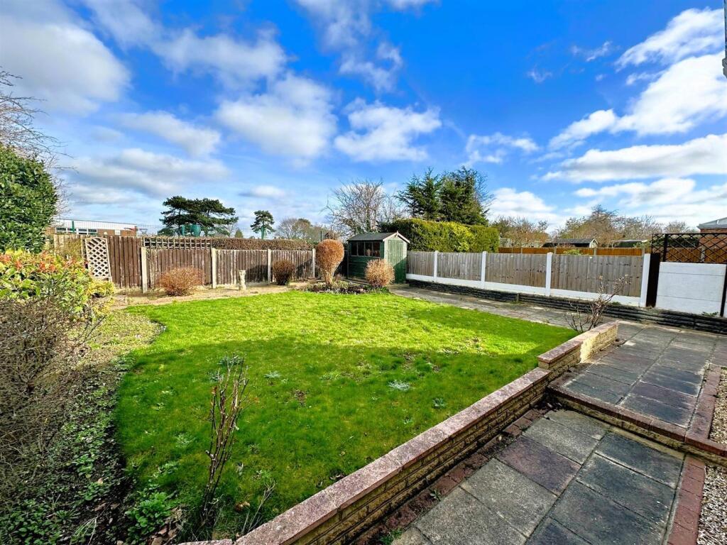 Additional image 10 of Derwent Drive, Crofton