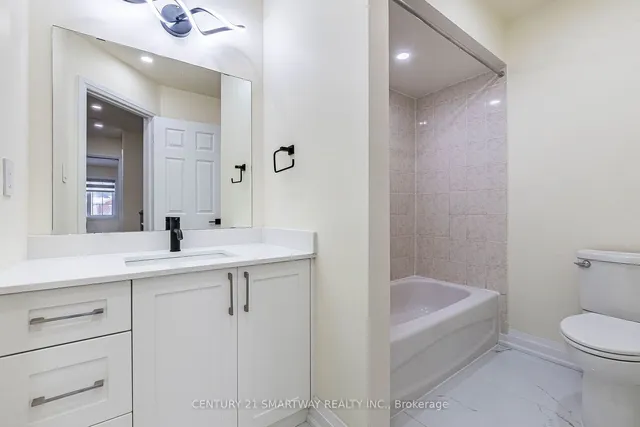 Additional image 33 of 212 Twin Pines Cres