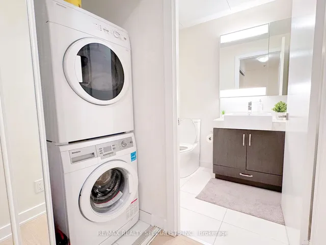 Additional image 12 of 15 Beverley St Unit 905