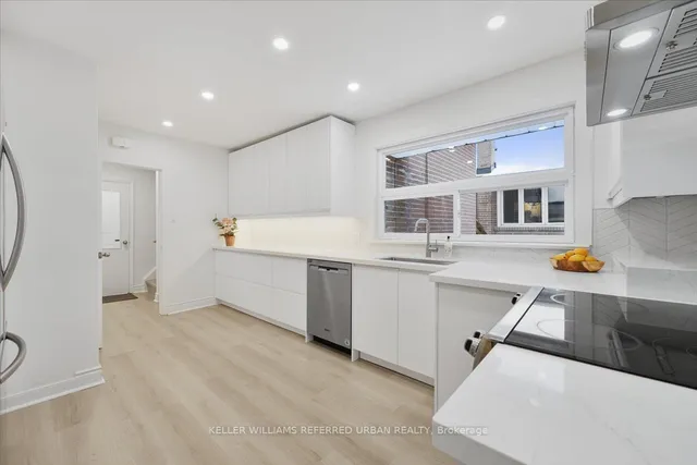 Additional image 29 of 297 Betty Ann Dr