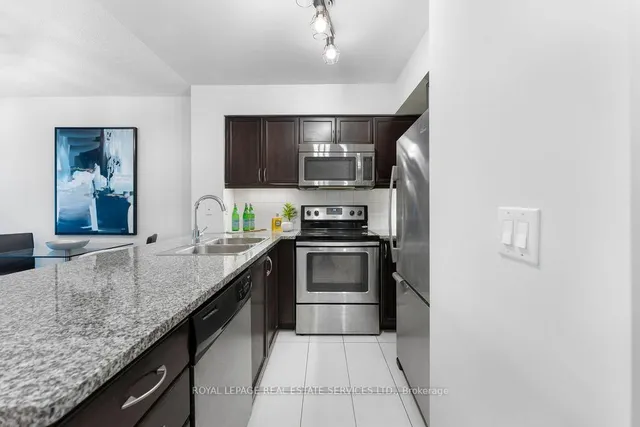 Additional image 18 of 19 Grand Trunk Cres Unit 3709