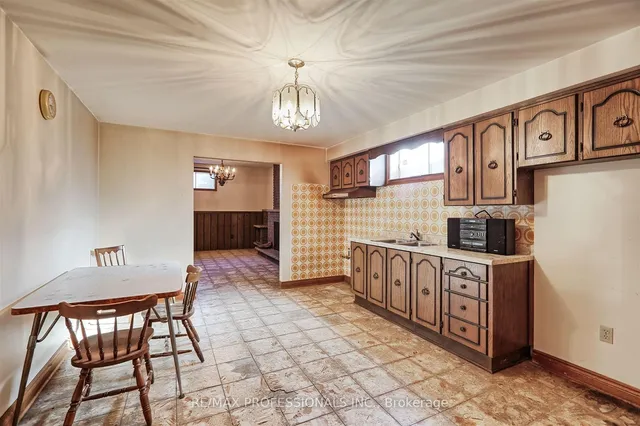 Additional image 28 of 43 Canterbury Cres