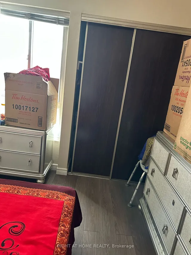 Additional image 16 of 3409 st.clair Ave Unit 1