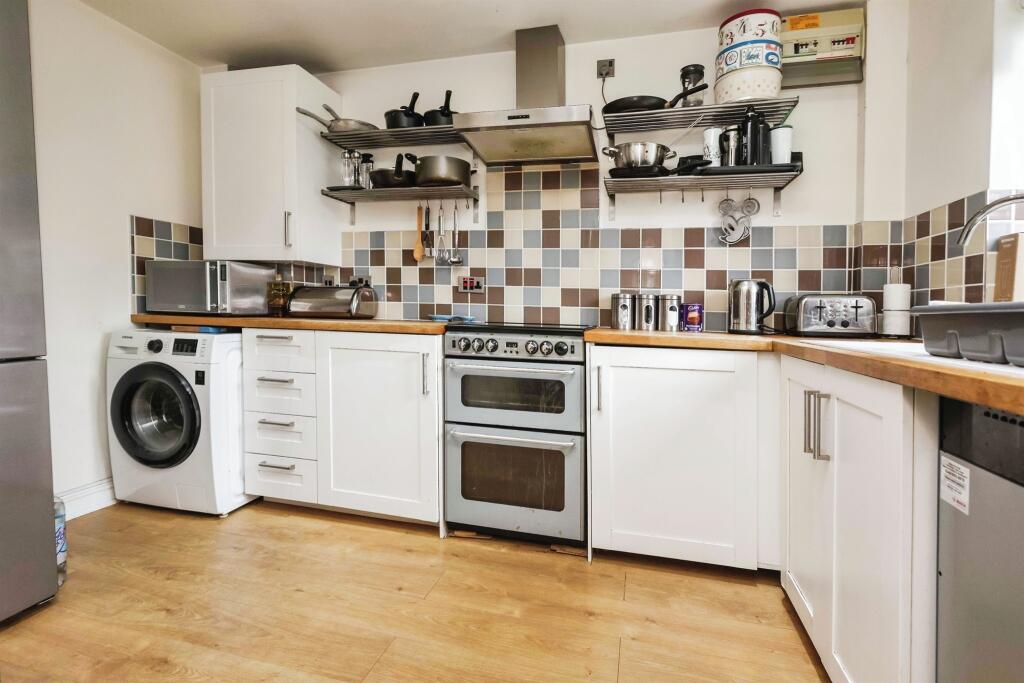 Additional image 5 of Heath Street, ROWLEY REGIS