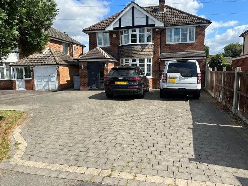 Whitehouse Common Road, Sutton Coldfield, B75 6DP