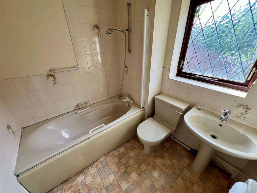 Additional image 12 of Burnaston Crescent, Monkspath, Solihull