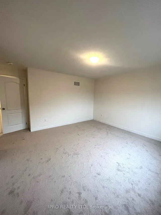 Additional image 15 of 3950 Koenig Rd