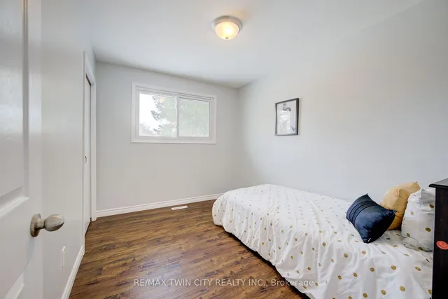 Additional image 21 of 8 Inadale Crt