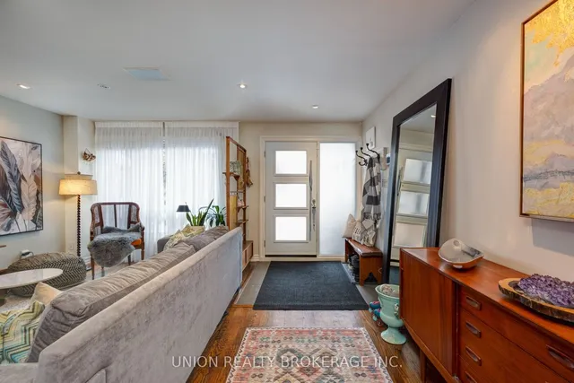 Additional image 4 of 321 Leslie St