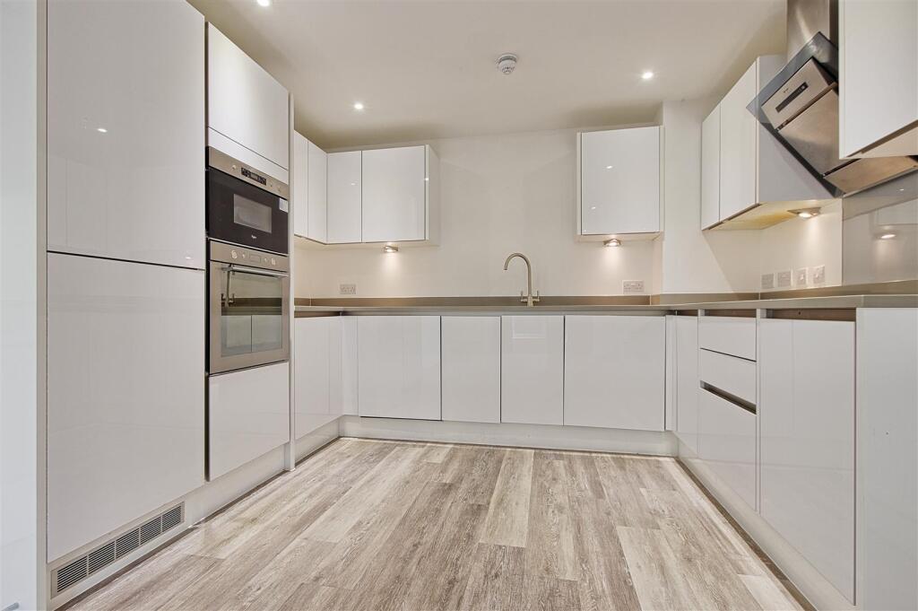 Additional image 2 of Newmarket Road, Cambridge