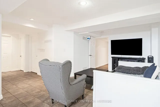 Additional image 39 of 21 Father Tobin Rd