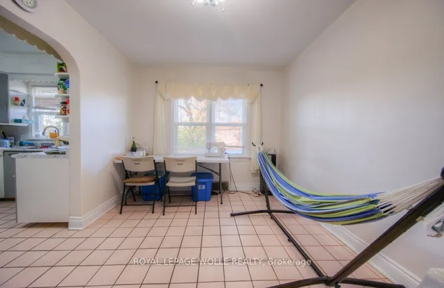 Additional image 11 of 230 Highland Rd