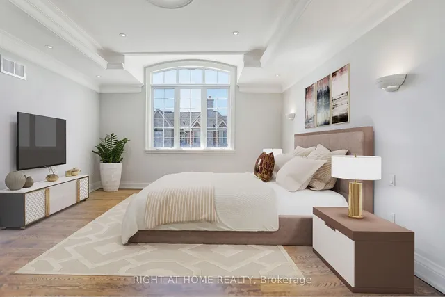 Additional image 4 of 1 Geranium Crt