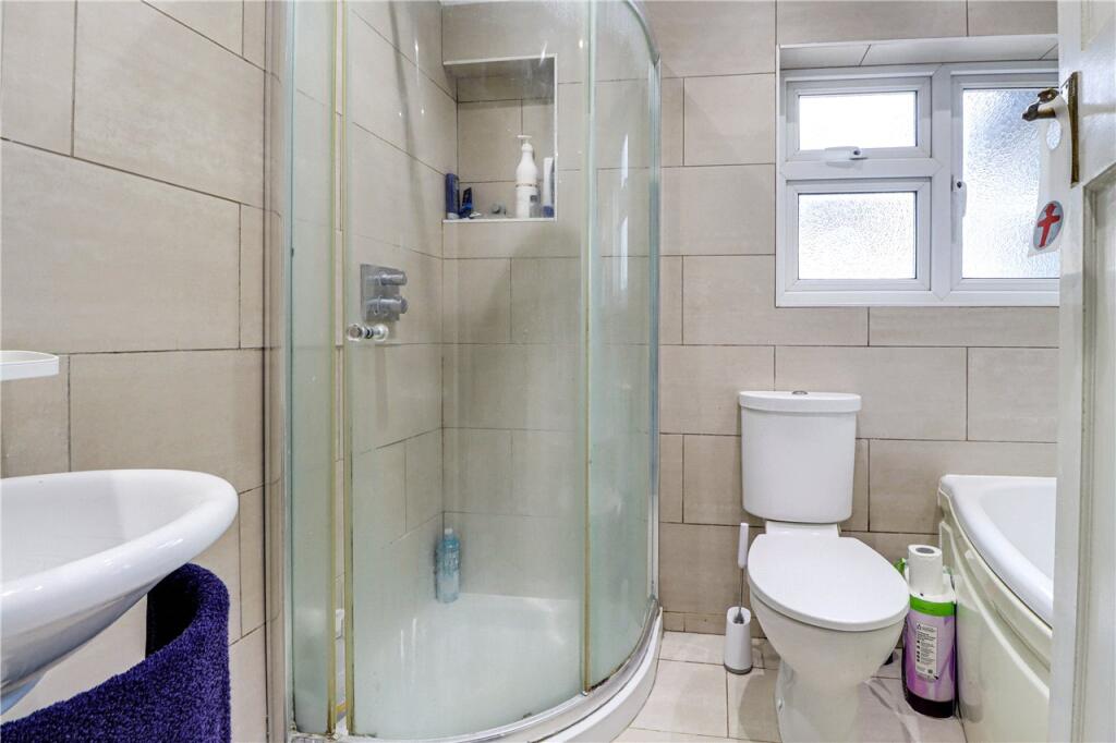 Additional image 17 of Piggottshill Lane, Harpenden, Hertfordshire, AL5