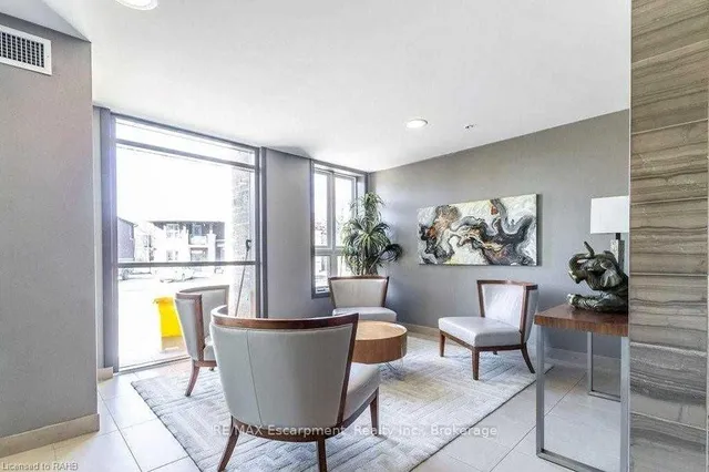 Additional image 3 of 5010 Corporate Dr Unit 313