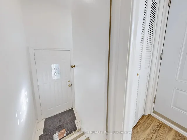 Additional image 23 of 981 Caledonia Rd