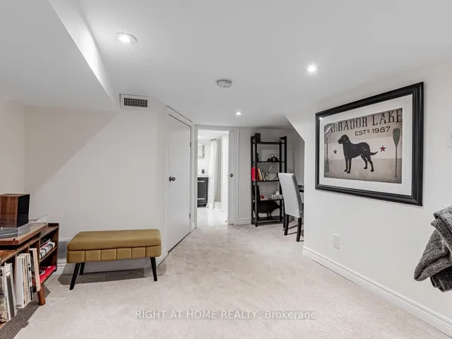 Additional image 26 of 98 Douglas Ave