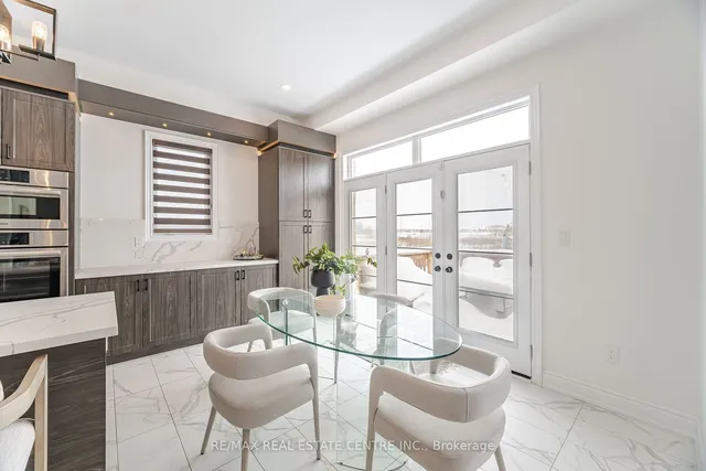 Additional image 16 of 583 Beam Crt