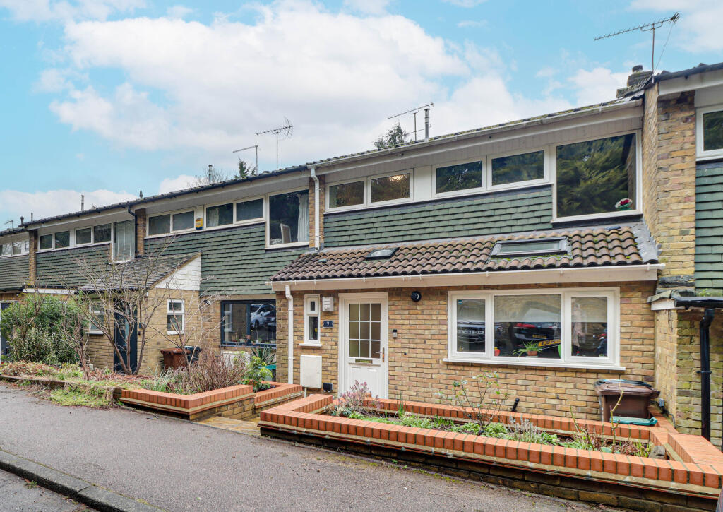 Additional image 15 of St. Martins Close, Harpenden, Hertfordshire, AL5