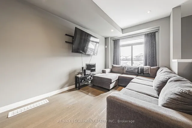 Additional image 6 of 30 Times Square Blvd Unit 241