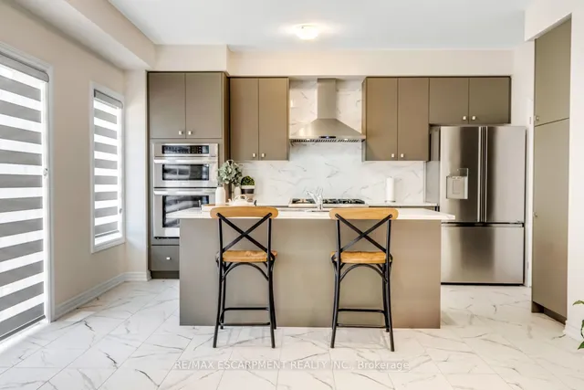 Additional image 12 of 3916 Koenig Rd