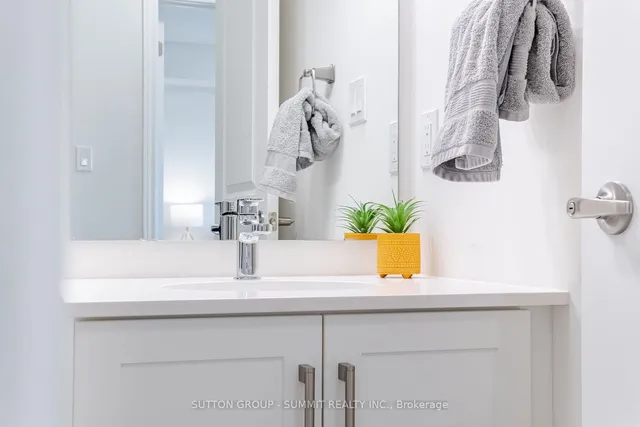 Additional image 33 of 2205 LILLYKIN St Unit 3