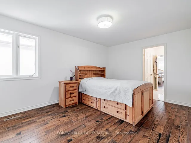 Additional image 19 of 121 Nipigon Ave