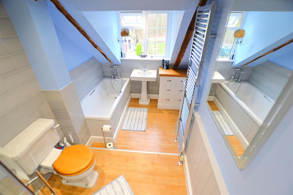 Additional image 31 of Woodside Green, Will Hill, Essendon