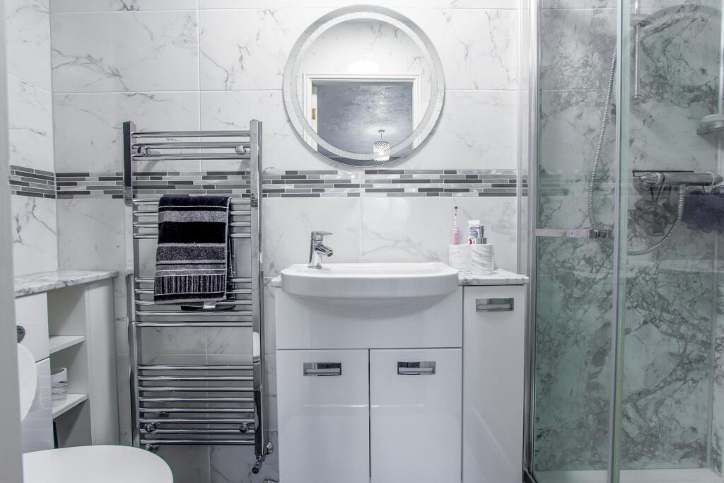 Additional image 11 of 57 College Green, Yeovil