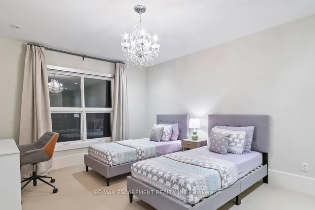 Additional image 26 of 1414 Amber Cres