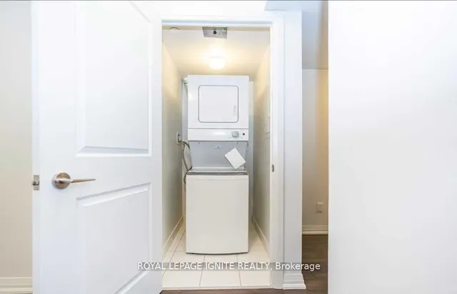 Additional image 14 of 30 Meadowglen Pl Unit #1408