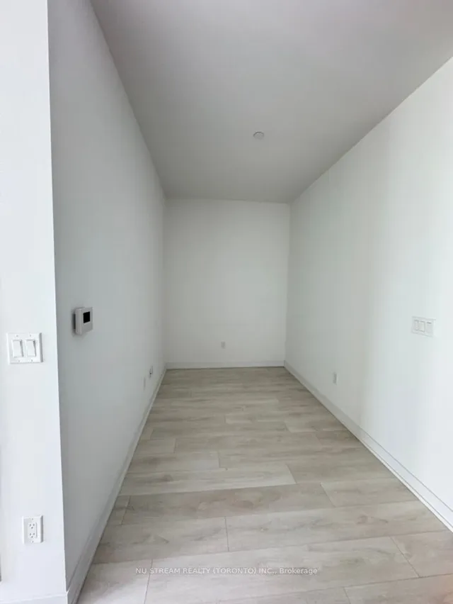 Additional image 18 of 31 Tippett Rd Unit 1612