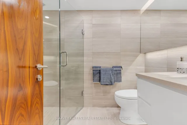 Additional image 38 of 1331 Bay St Unit 402