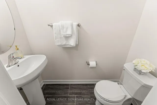 Additional image 31 of 3453 Fourth Line