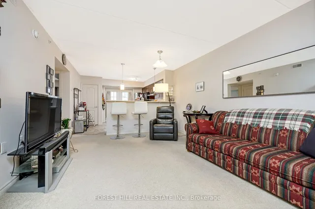 Additional image 7 of 1440 Main St Unit 109