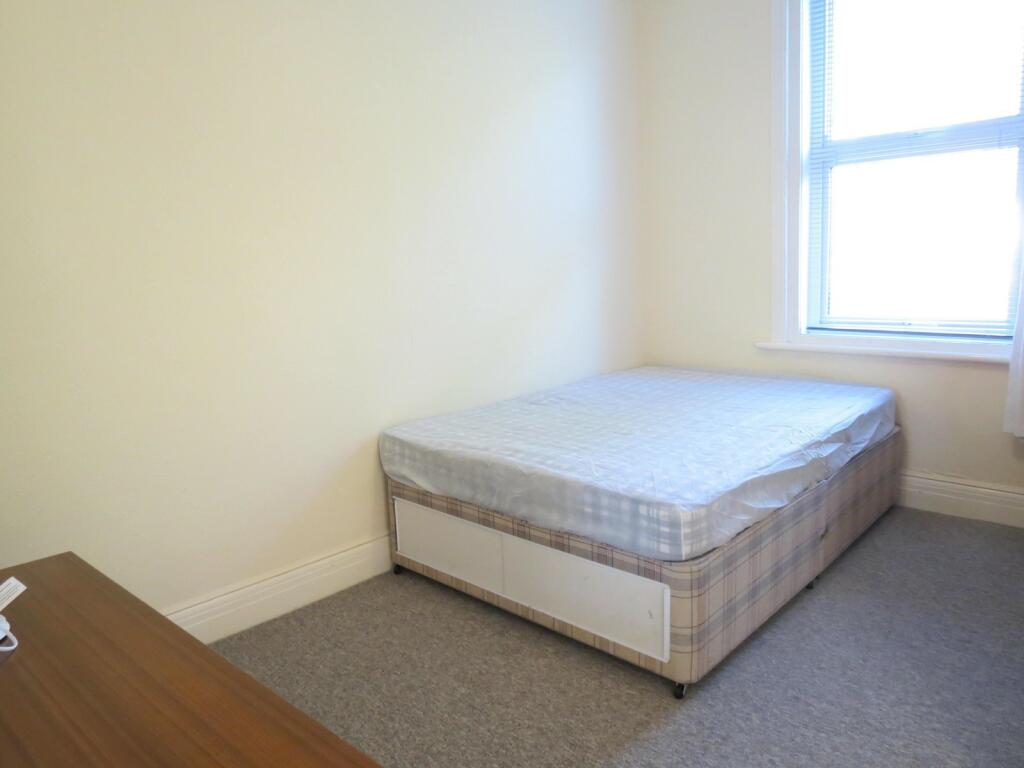 Additional image 9 of 5 bedroom Detached House in Charminster