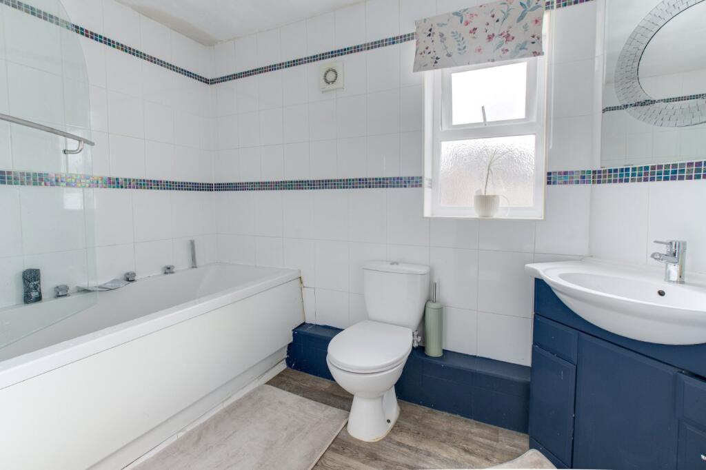 Additional image 15 of Sedgefield Walk, Catshill, Bromsgrove, Worcestershire, B61