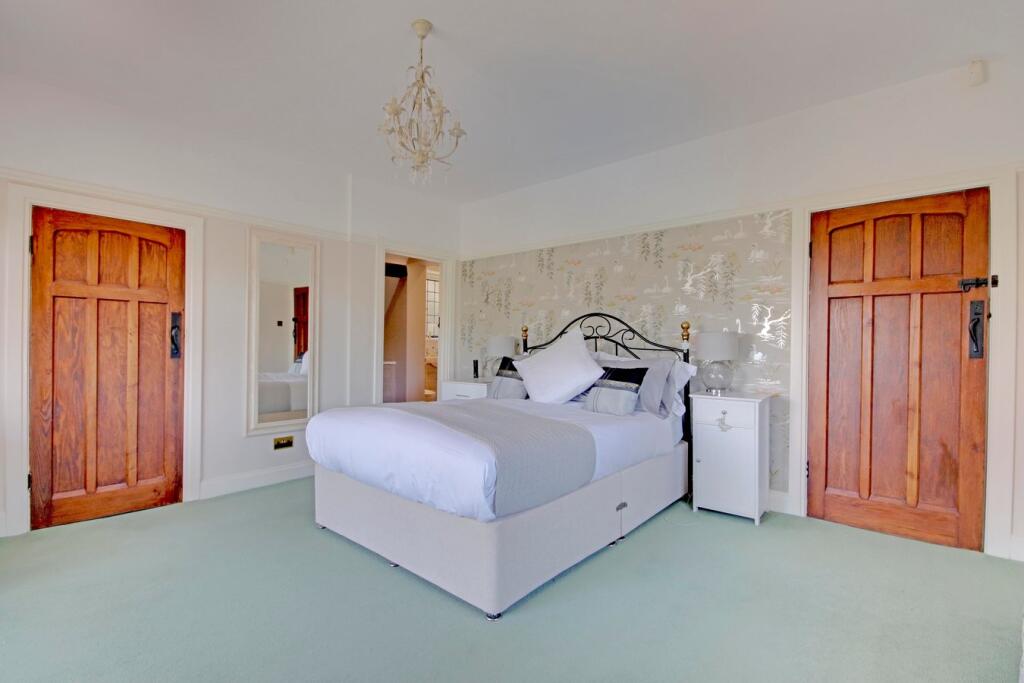 Additional image 16 of Salisbury Road, Winkton, Christchurch, BH23