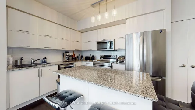 Additional image 14 of 55 Bremner Blvd Unit 3001