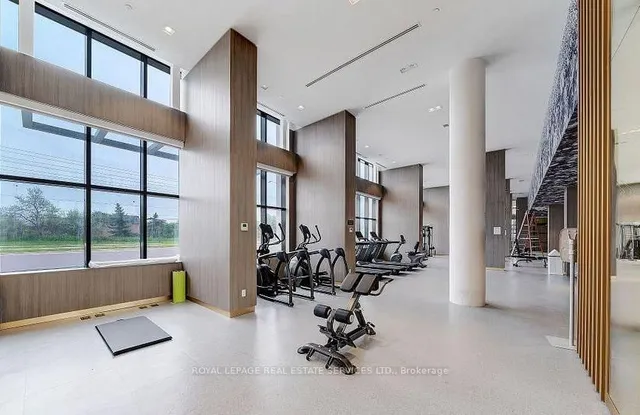 Additional image 20 of 405 Dundas St Unit 101