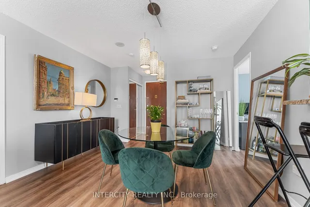 Additional image 14 of 17 Michael Power Pl Unit 413