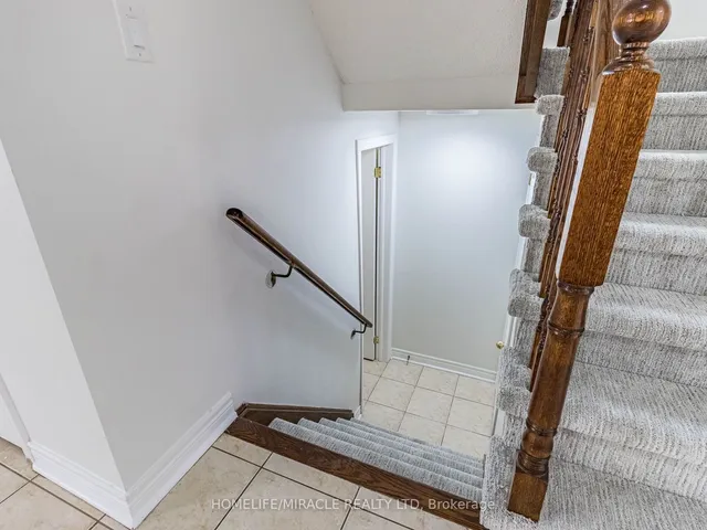 Additional image 20 of 76 Fallstar Cres