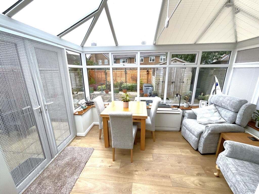 Additional image 6 of HALESOWEN, Kenelm Court