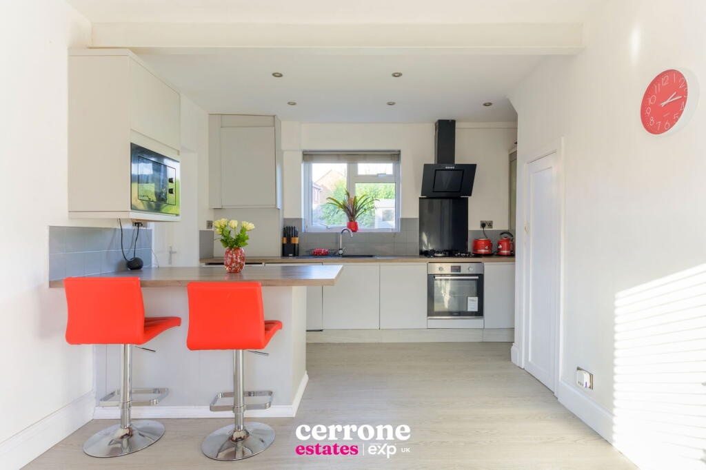 Additional image 9 of Bishop Hall Crescent, Bromsgrove, B60 3JX