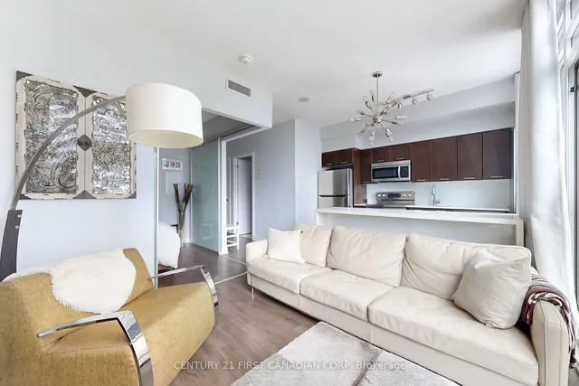 Additional image 17 of 169 Fort York Blvd Unit 519